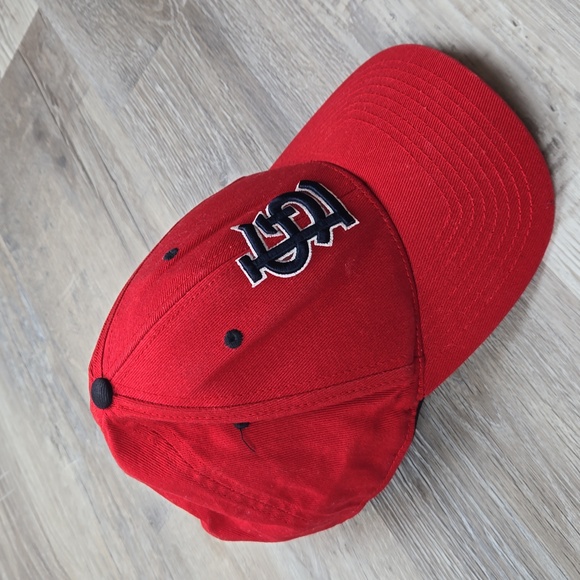 STL St. Louis Cardinals cap ball hat red fan favorite - Picture 2 of 7